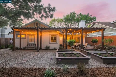 $1,525,000 | 211 Monte Carlo Way, Danville, CA 94506