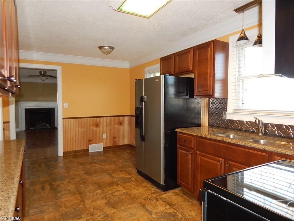 1840 Poplar Springs Road Elkin, NC 28621 - Photo 10 of 19 Gallery Image 10