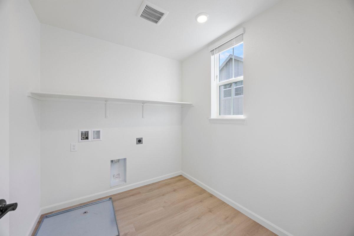 3767 Castro Valley Boulevard Castro Valley, CA 94546 - Photo 25 of 32