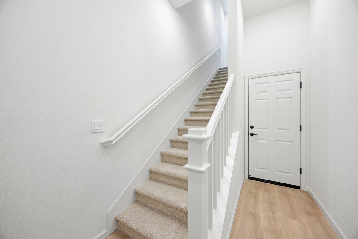 3767 Castro Valley Boulevard Castro Valley, CA 94546 - Photo 5 of 32