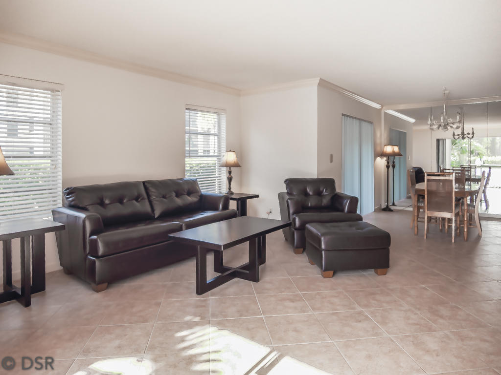 1111 South Ocean Boulevard, Unit 123 Boca Raton, FL 33432 - Photo 5 of 32 Living Room