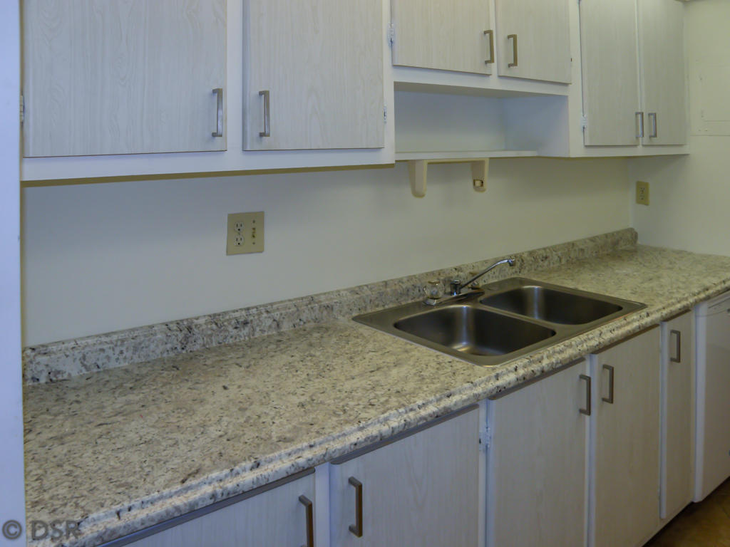 1111 South Ocean Boulevard, Unit 123 Boca Raton, FL 33432 - Photo 8 of 32 Kitchen