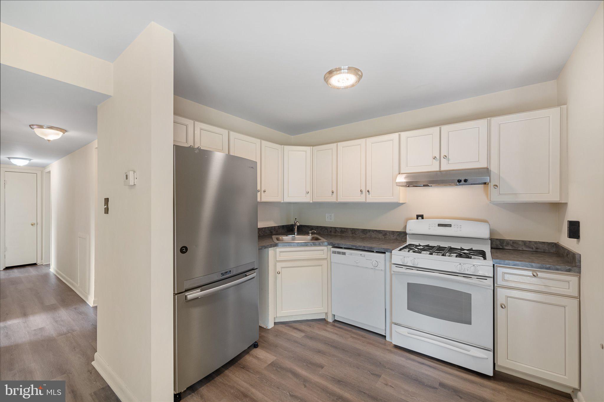 3142 Brinkley Road, Unit 6T3 Temple Hills, MD 20748 - Photo 7 of 33