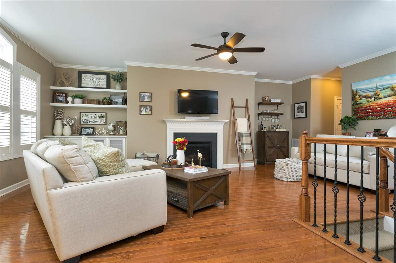 3511 Edgemont Drive Raleigh, NC 27612 - Photo 4 of 30 Family Room