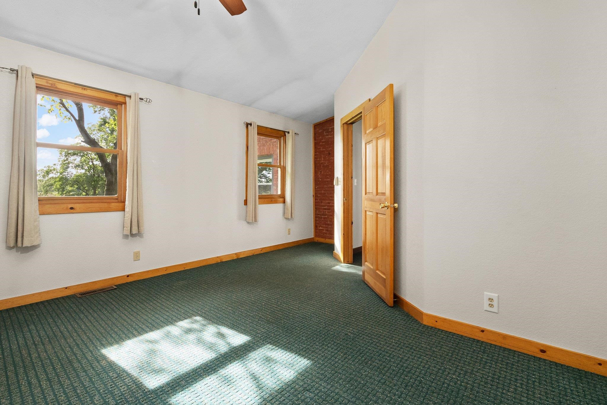 14657 Prairie Road Rockton, IL 61072 - Photo 24 of 55 an empty room with windows