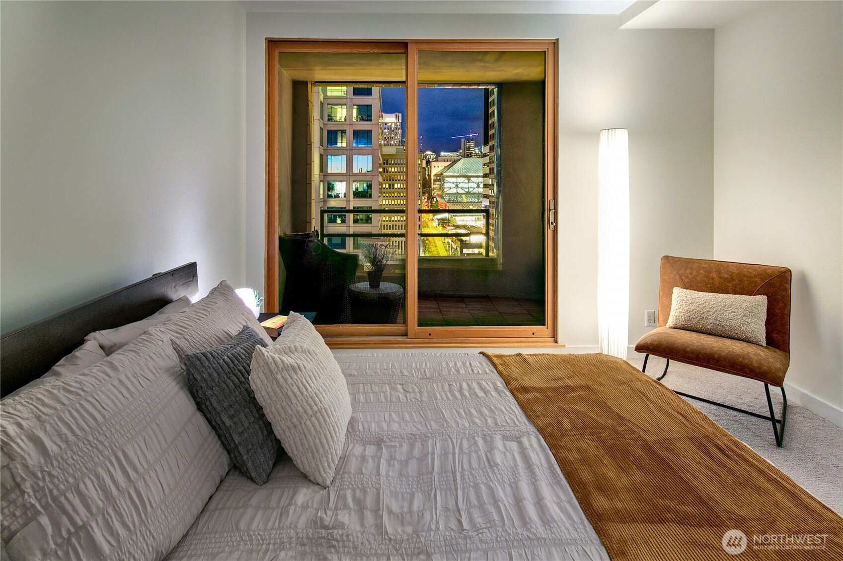 1107 1st Avenue, Unit 2002 Seattle, WA 98101 - Photo 20 of 40