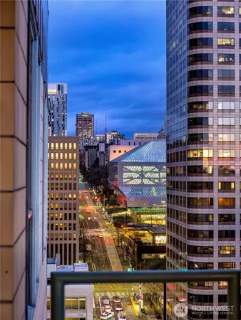 $1,375,000 | 1107 1st Avenue, Unit 2002, Seattle, WA 98101