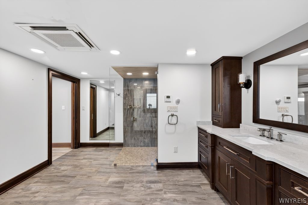 2039 East River Road Grand Island, NY 14072 - Photo 16 of 49