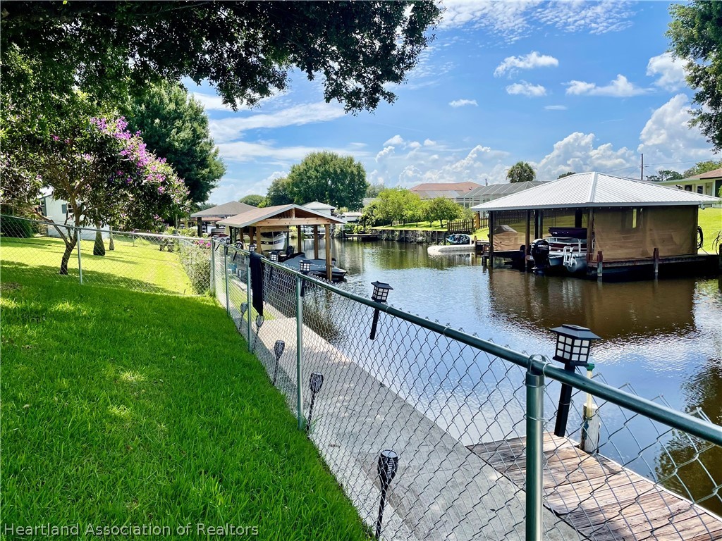 107 Lemon Road Northeast Lake Placid, FL 33852 - Photo 16 of 20 Gallery Image 16