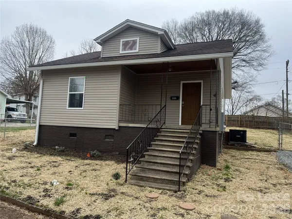 $1,500 | 205 Wood Street, Mount Holly, NC 28120