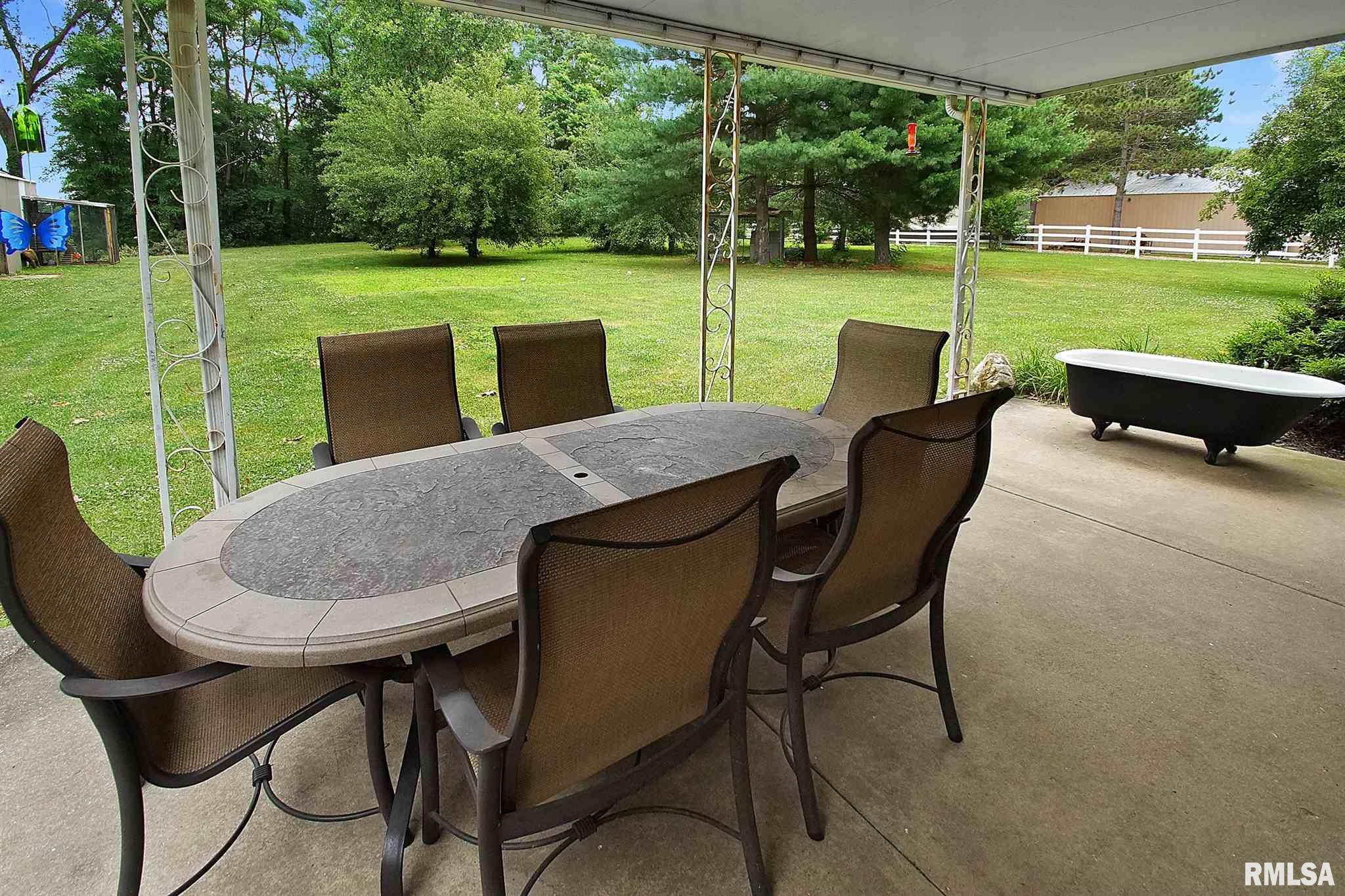13601 West Clark Road Glasford, IL 61533 - Photo 14 of 49 Gallery Image 14
