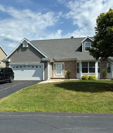 $314,900 | 2513 Village Lane, Oshkosh, WI 54904
