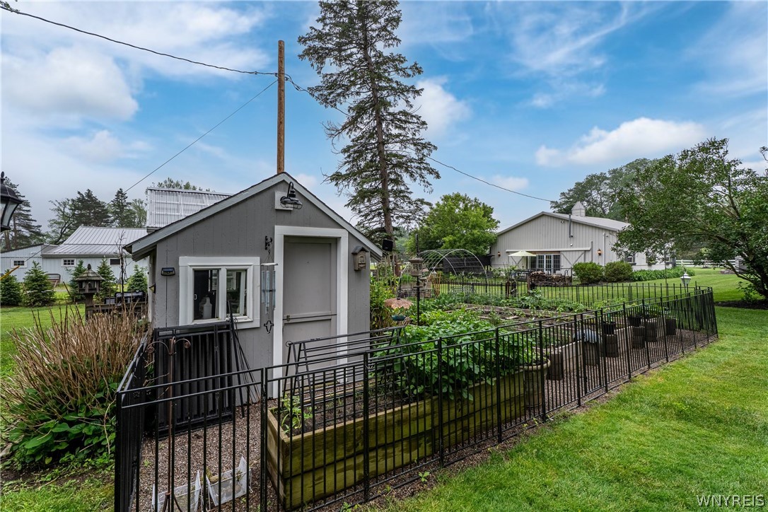 5525 Old Goodrich Road Clarence, NY 14032 - Photo 47 of 50