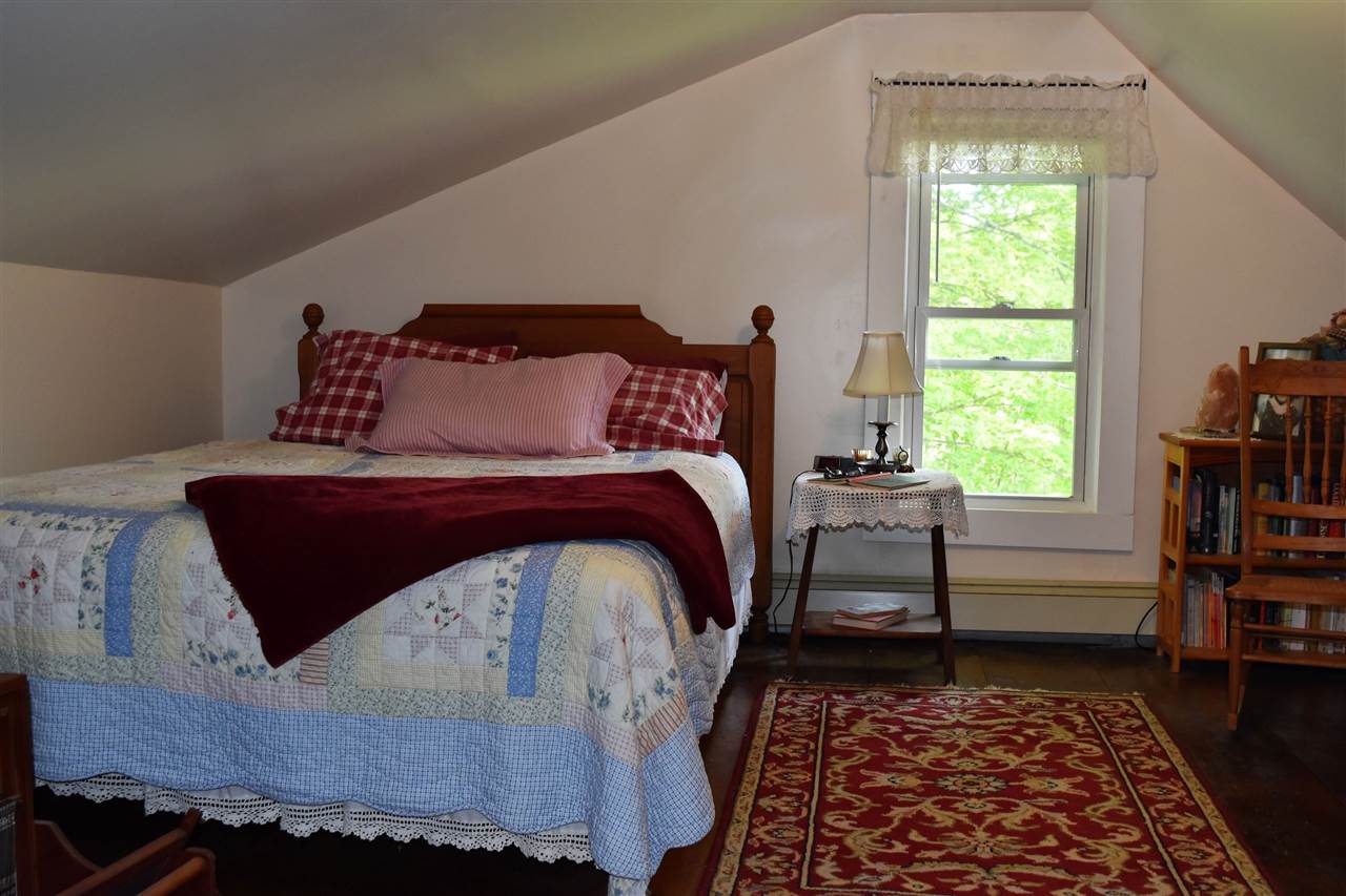 398 Parker Road Pittsford, VT 05763 - Photo 17 of 40