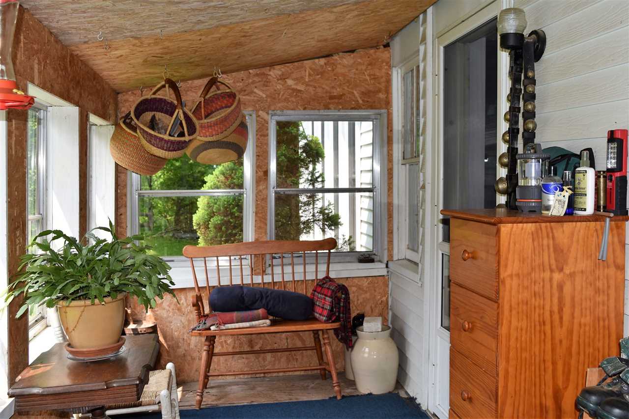 398 Parker Road Pittsford, VT 05763 - Photo 20 of 40