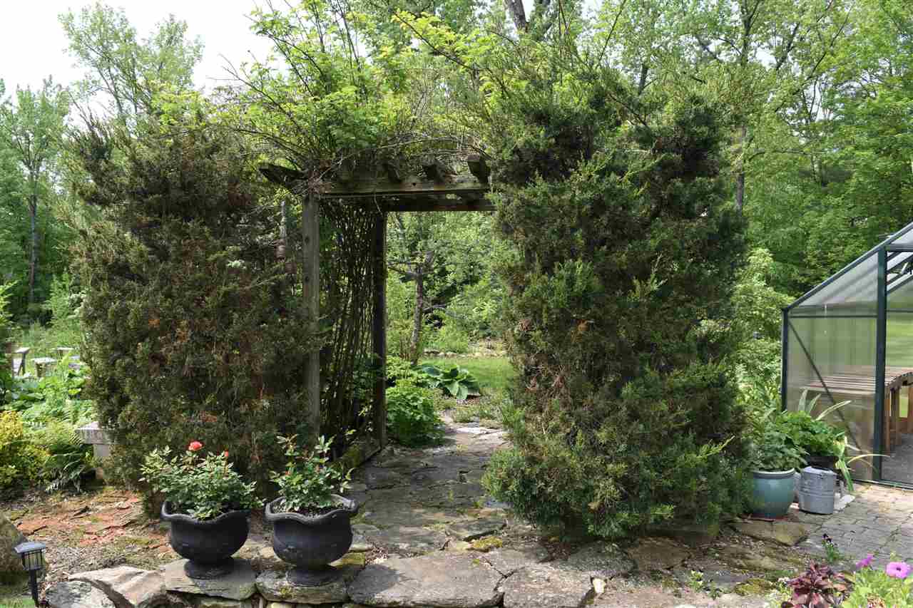 398 Parker Road Pittsford, VT 05763 - Photo 26 of 40