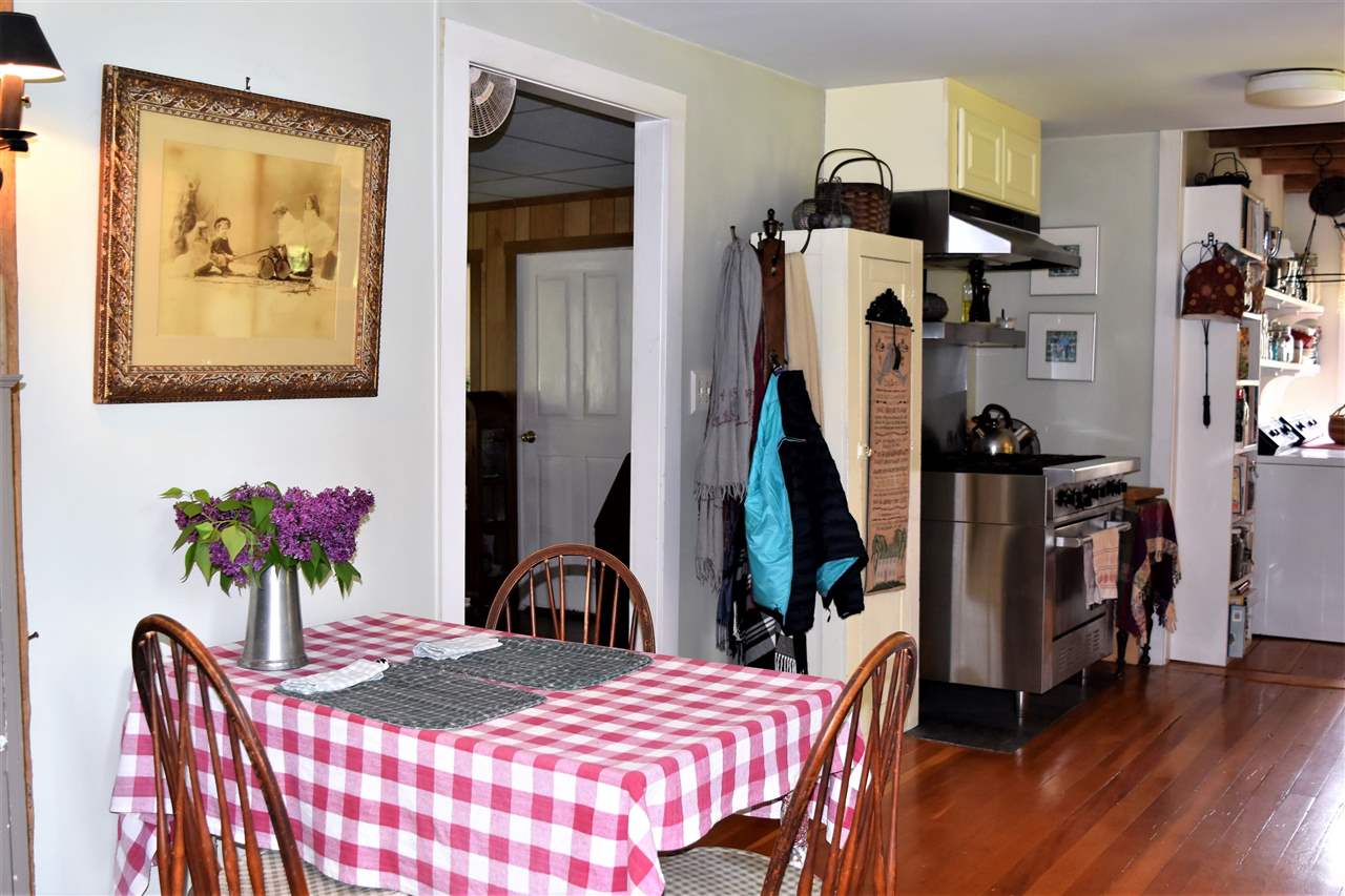 398 Parker Road Pittsford, VT 05763 - Photo 5 of 40