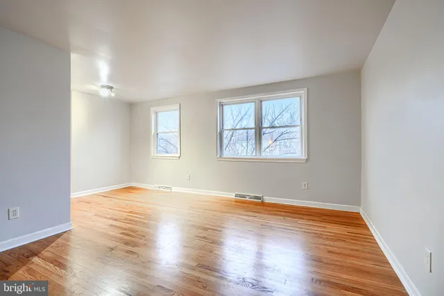 $1,100 | 4413 Falls Bridge Drive, Unit H, Baltimore, MD 21211