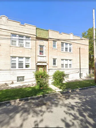 $1,300 | 2316 North Leclaire Avenue, Unit 2, Chicago, IL 60639