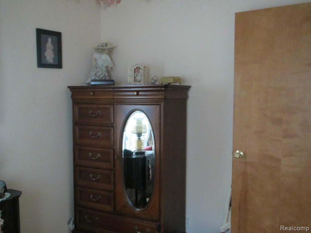 46179 Bemis Road Belleville, MI 48111 - Photo 15 of 21