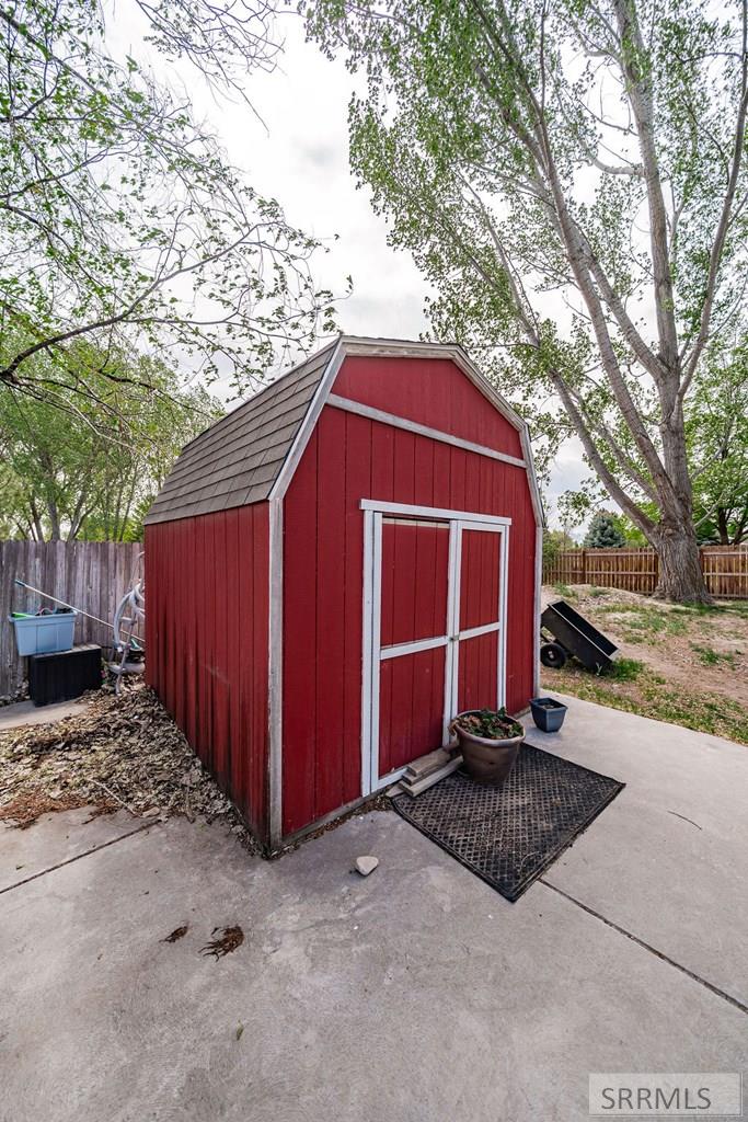 2090 Heather Lane Ammon, ID 83406 - Photo 60 of 66 Gallery Image 60