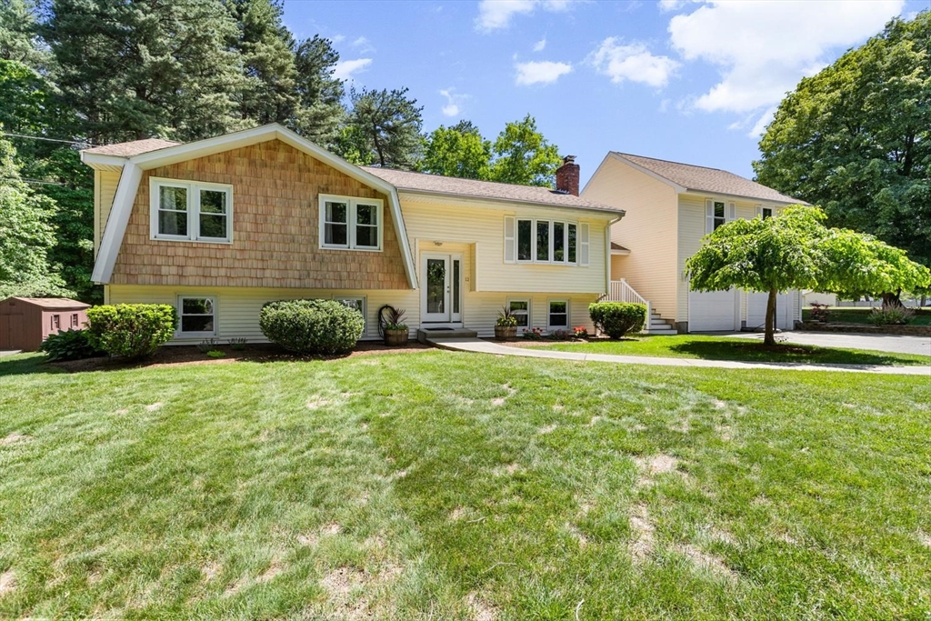 12 Albion Road Billerica, MA 01821 - Photo 4 of 42