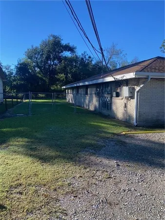 $835 | 3728 East Opelousas Street, Unit C, Lake Charles, LA 70615