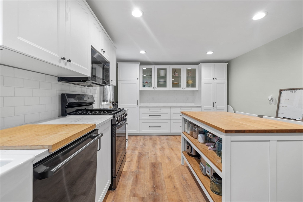 145 Dover Road, Unit 145 Millis, MA 02054 - Photo 7 of 14 Gallery Image 7