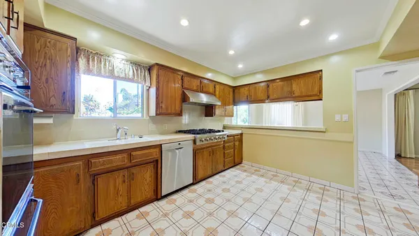$1,399,888 | 7034 La Presa Drive, San Gabriel, CA 91775