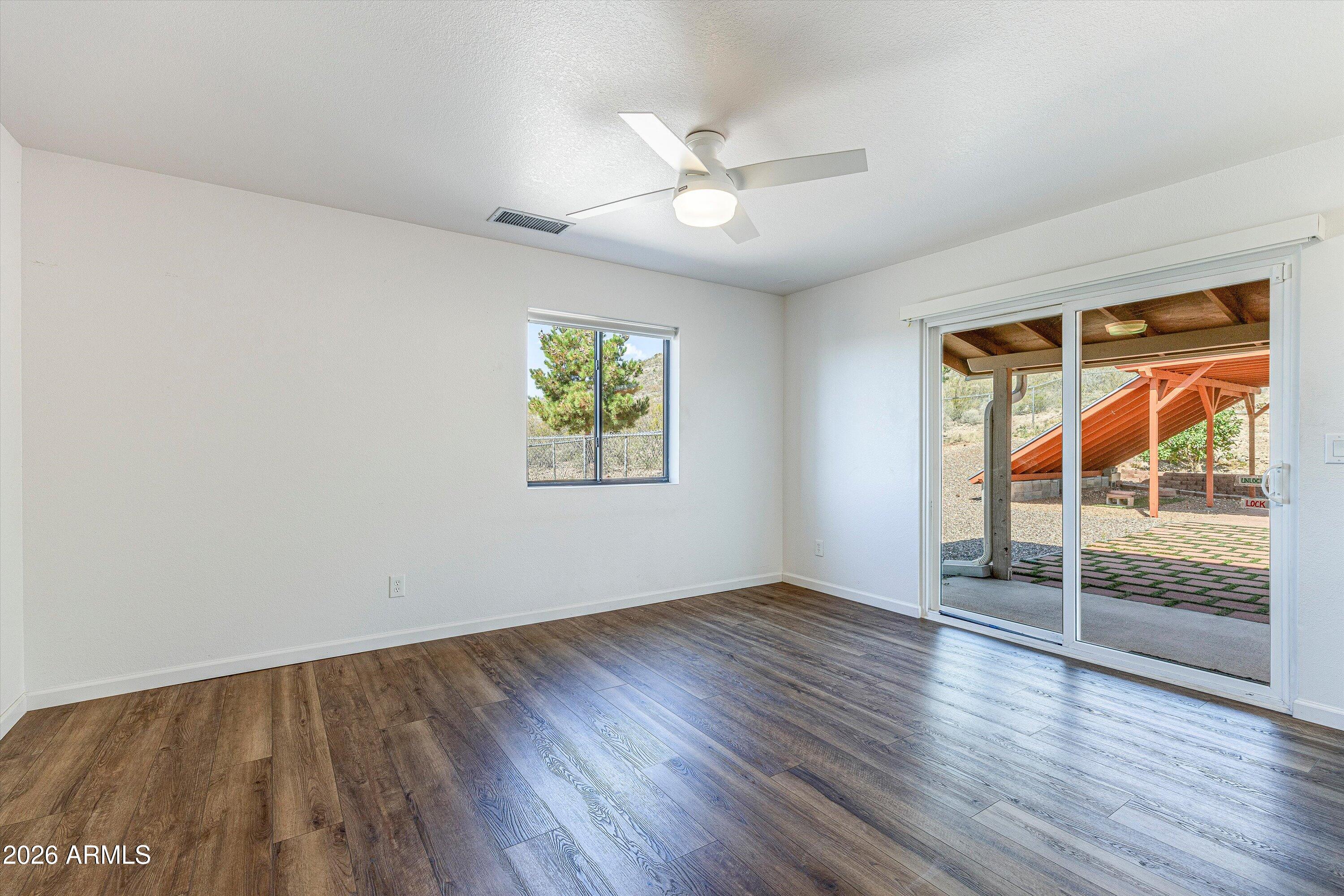 2251 North Spanish Trail Huachuca City, AZ 85616 - Photo 15 of 44 15-Dining Area