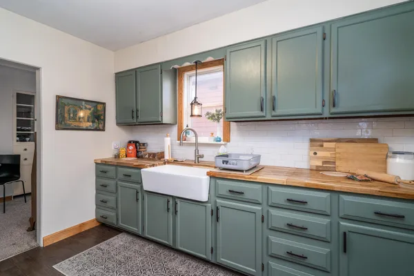 $109,500 | 601 North Front Street, Crookston, MN 56716