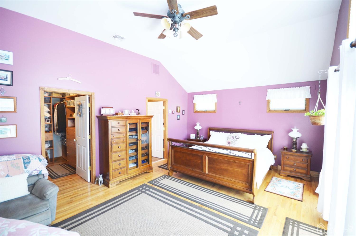 317 New Durham Road Piscataway, NJ 08854 - Photo 8 of 24 Gallery Image 8