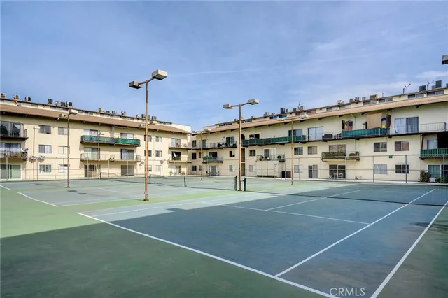 a large building with a outdoor space