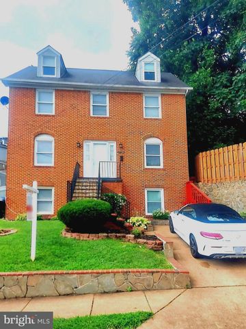 $825,000 | 1932 South Kenmore Street, Arlington, VA 22204