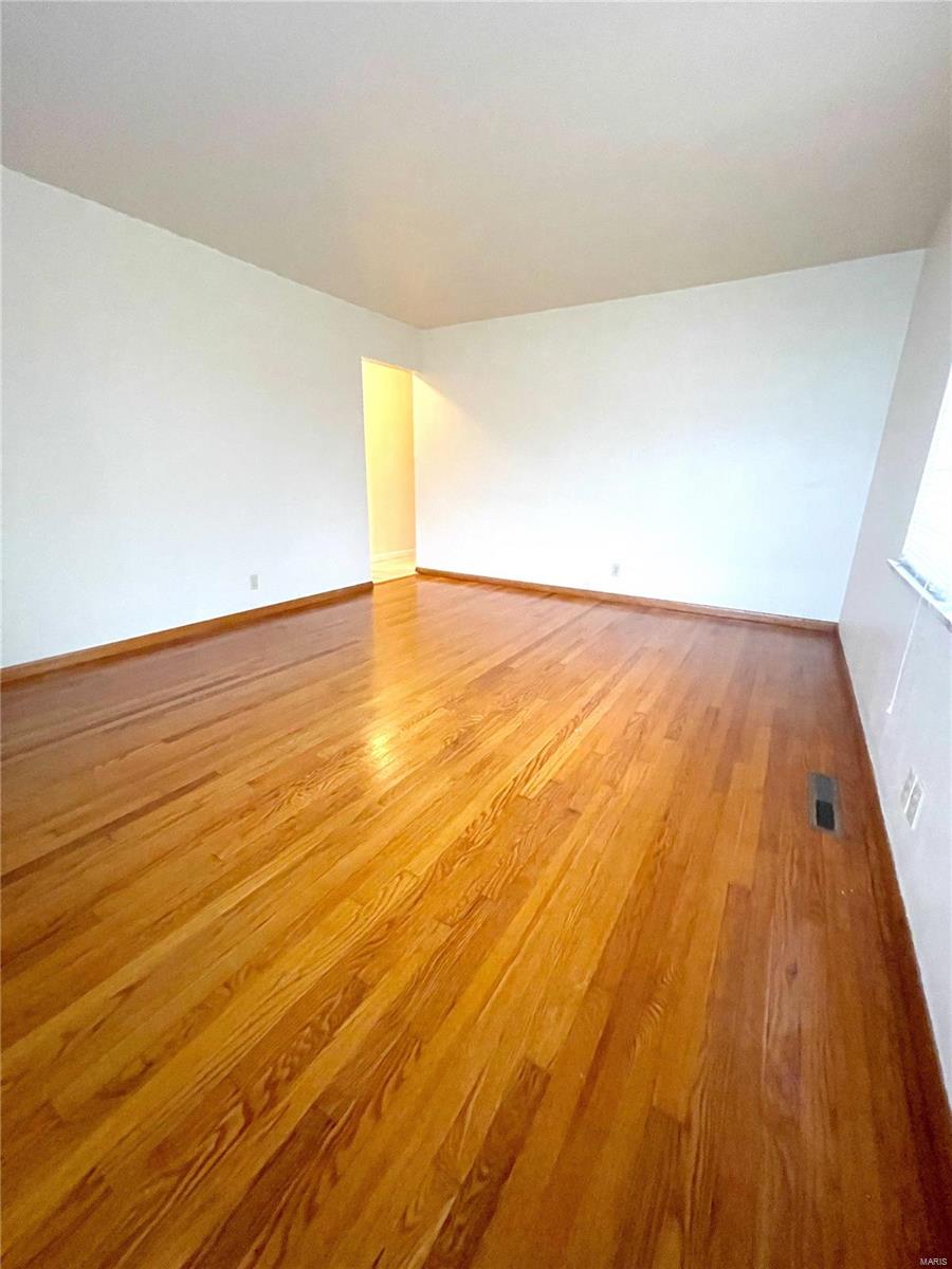 32 Queensway Drive Belleville, IL 62226 - Photo 7 of 13