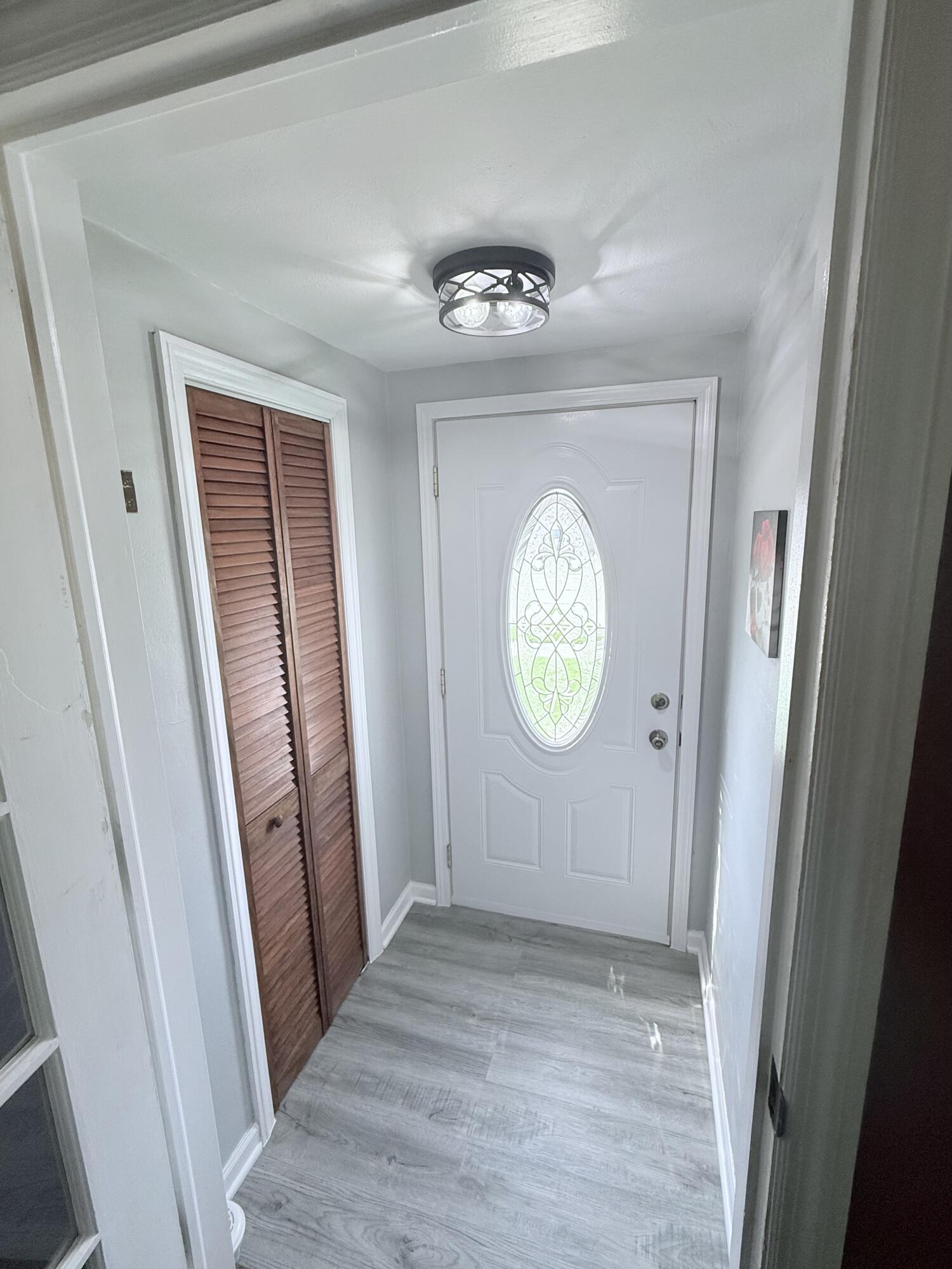 1826 26th Street Kenosha, WI 53140 - Photo 34 of 47 Entry