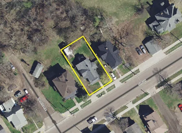 $66,748 | 719 6th Street West, Ashland, WI 54806