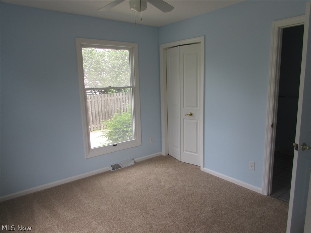 3291 Lee Road Cleveland, OH 44120 - Photo 11 of 34