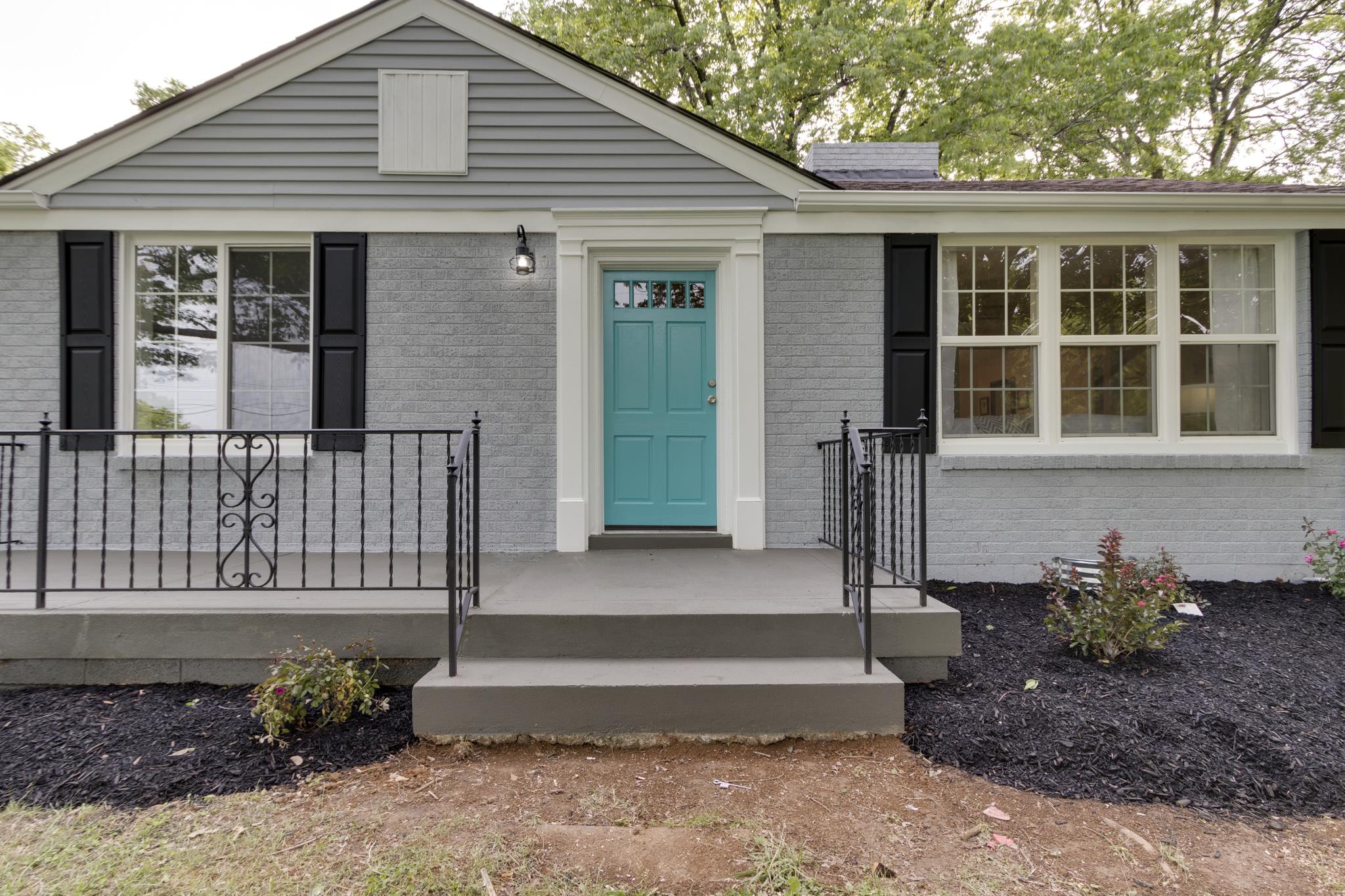 328 East Marthona Road Madison, TN 37115 - Photo 4 of 29 Gallery Image 4
