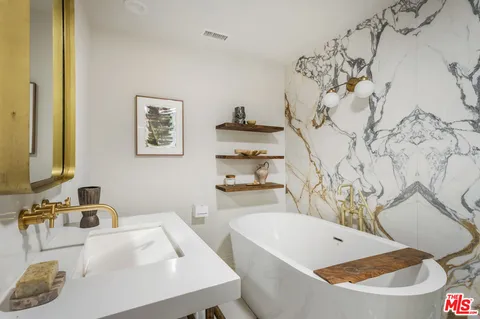 $2,495,000 | 4624 College View Avenue, Los Angeles, CA 90041