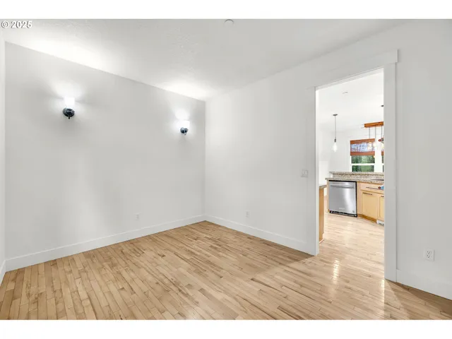 $899,900 | 18308 Northeast Neer Circle, Amboy, WA 98601