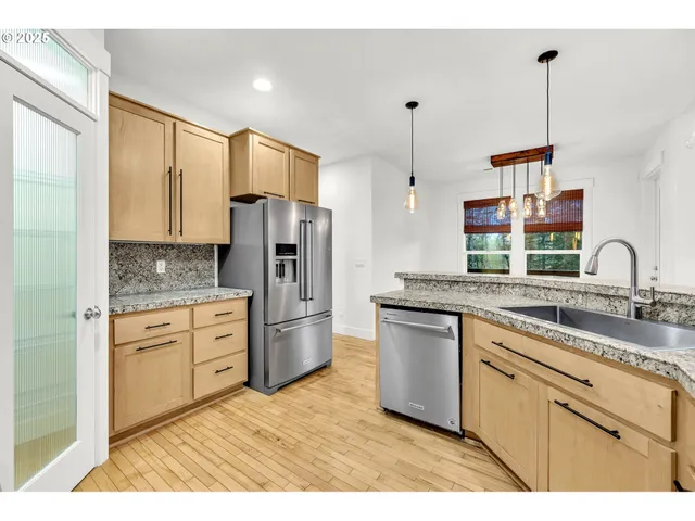 $899,900 | 18308 Northeast Neer Circle, Amboy, WA 98601