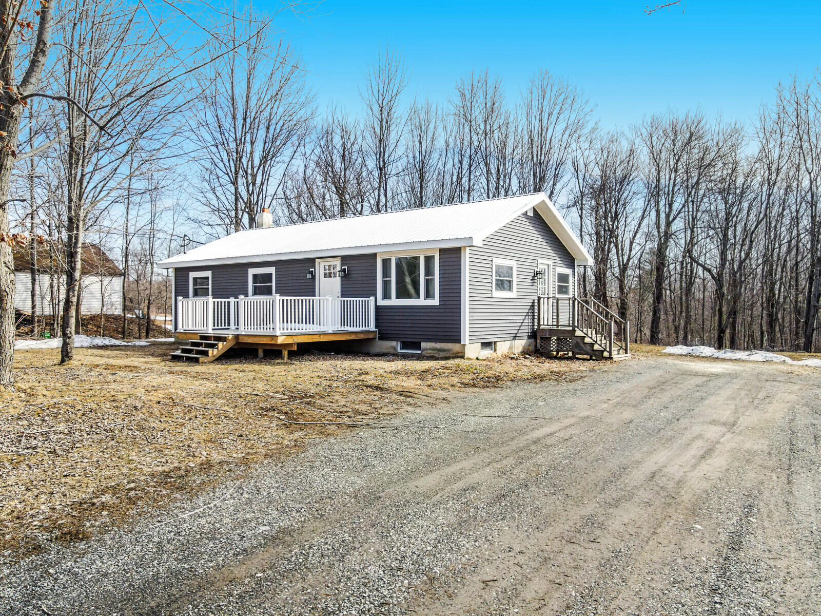 644 Manchester Road Belgrade, ME 04917 - Photo 3 of 41 3