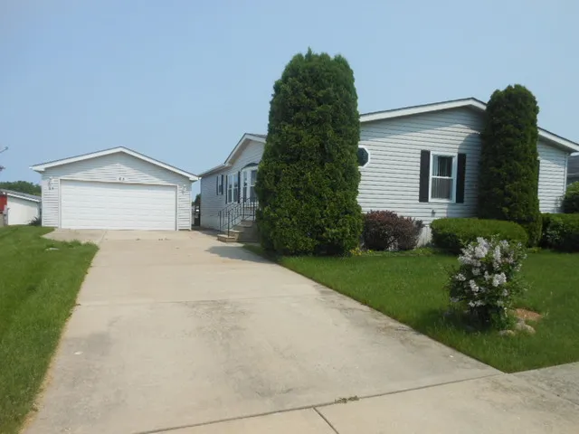 $69,900 | 65 Crocus Lane, Matteson, IL 60443