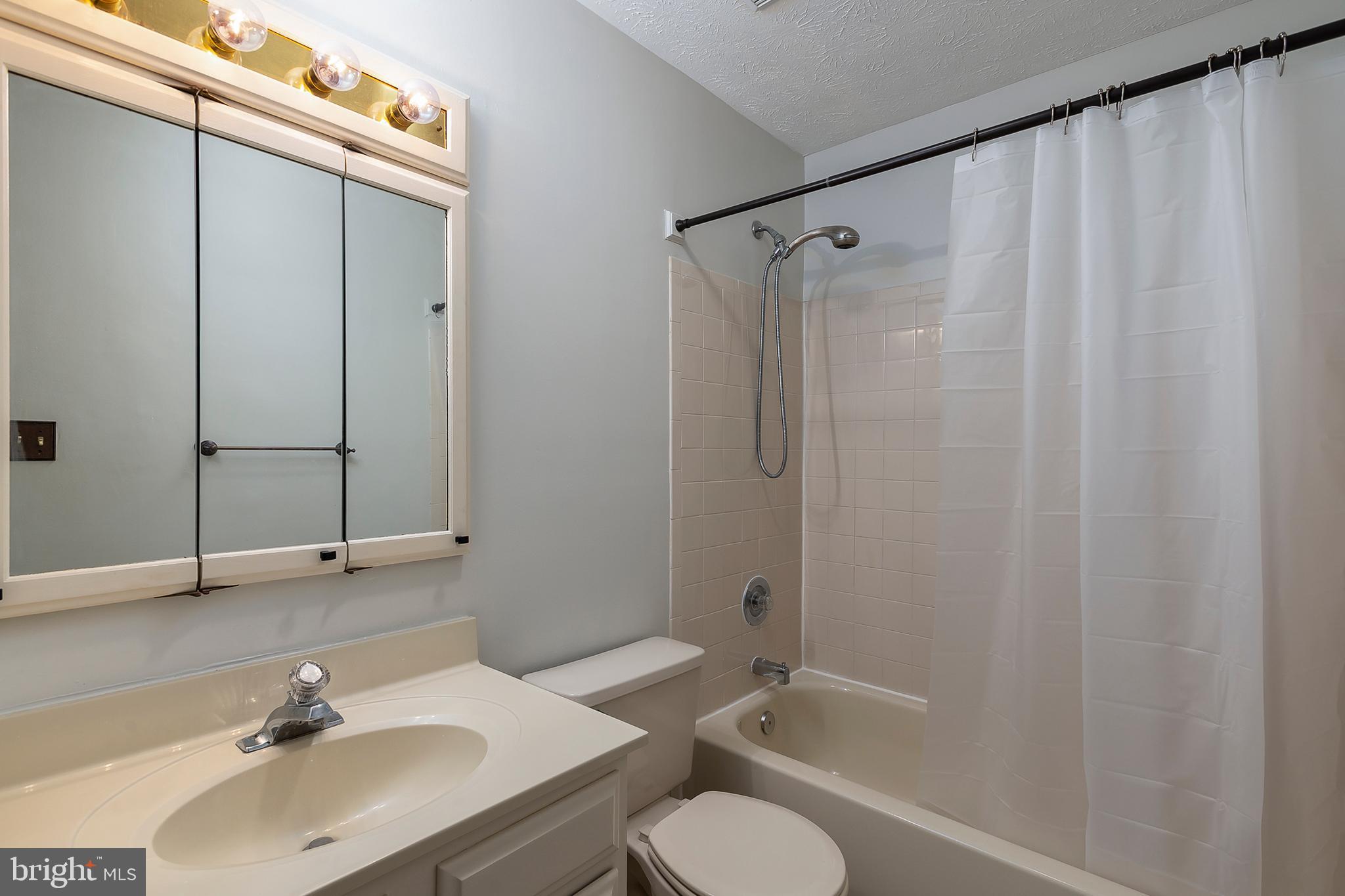 6435 Greenfield Road, Unit 1201 Elkridge, MD 21075 - Photo 14 of 19 Bath 2
