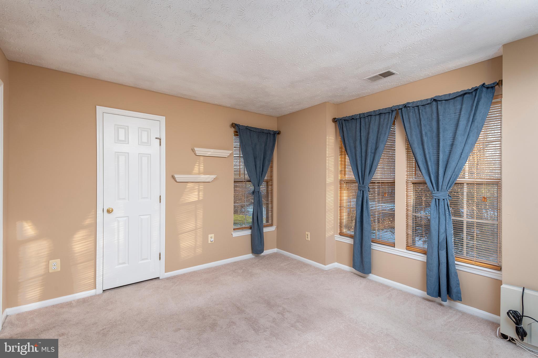 6435 Greenfield Road, Unit 1201 Elkridge, MD 21075 - Photo 10 of 19 Primary Bedroom