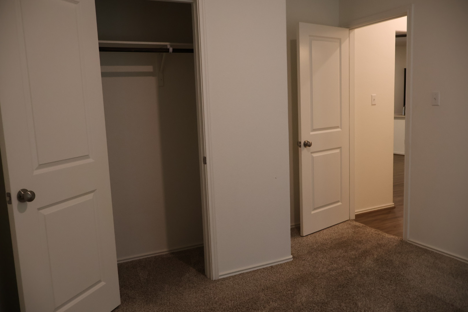 117 Galaxy Way Jarrell, TX 76537 - Photo 14 of 17 Room featuring neutral-toned carpeting