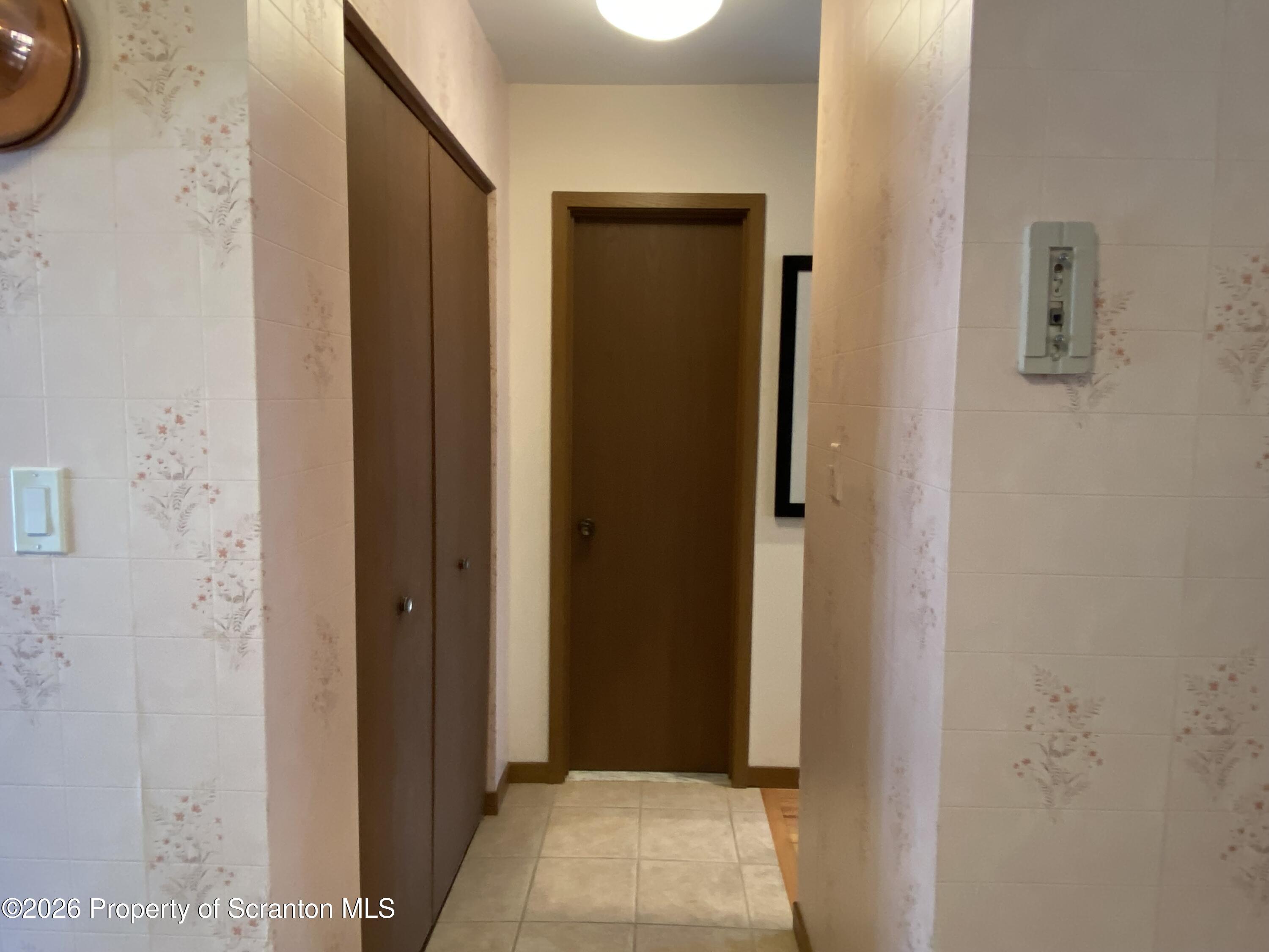 211 Falls Circle Bushkill, PA 18324 - Photo 25 of 28