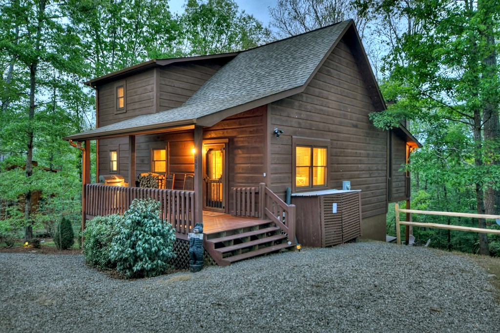 308 Windy Valley Lane Blue Ridge, GA 30513 - Photo 4 of 52