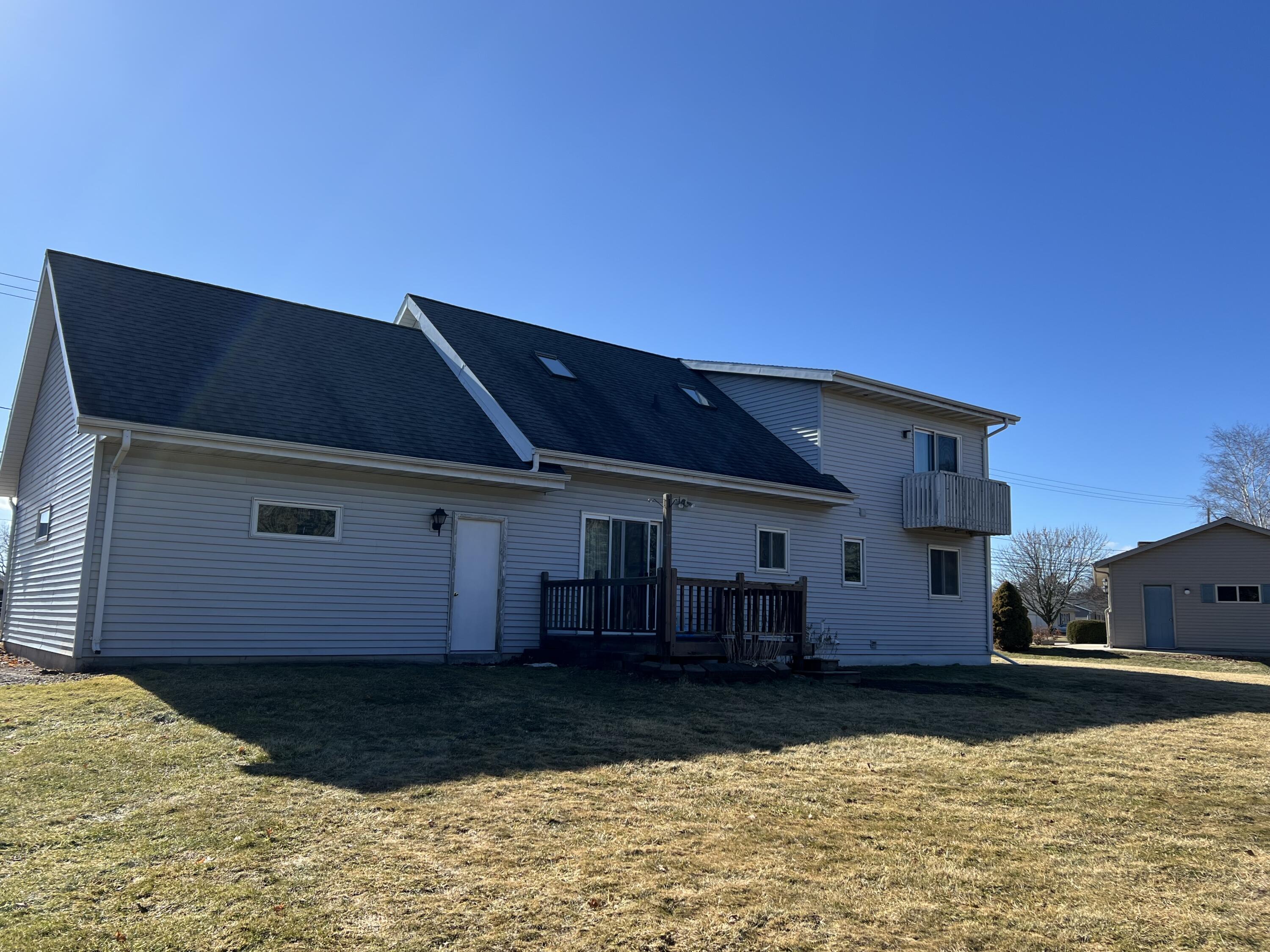 4322 Menasha Avenue Manitowoc, WI 54220 - Photo 13 of 41 IMG_4040